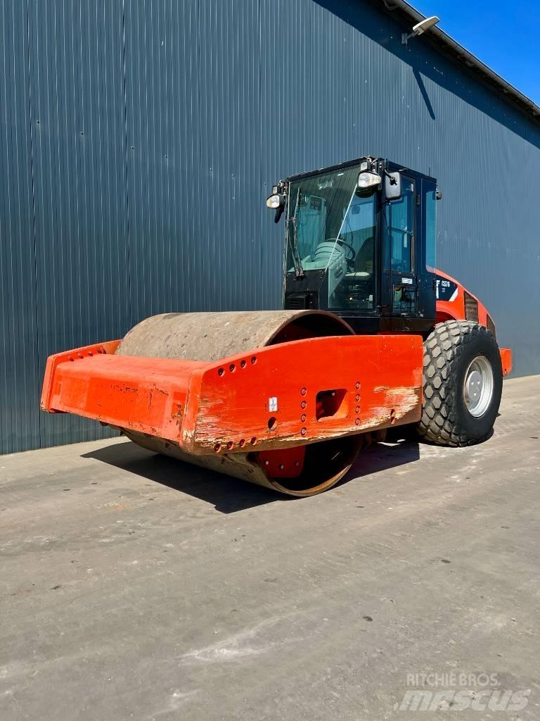 CAT CS76 XT 单轮压路机