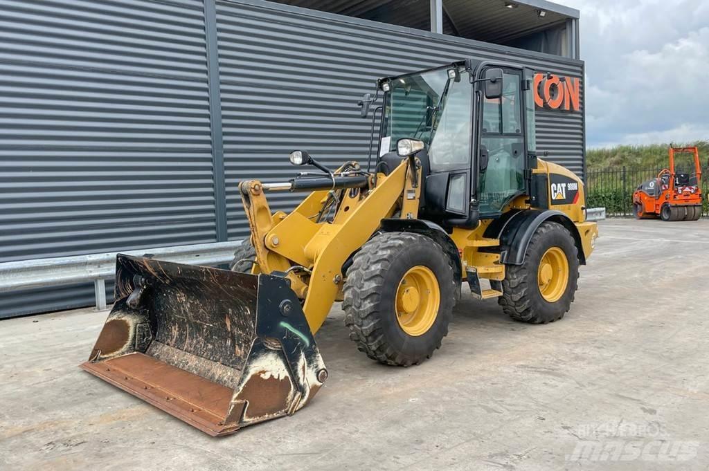 CAT 908M 轮式装载机