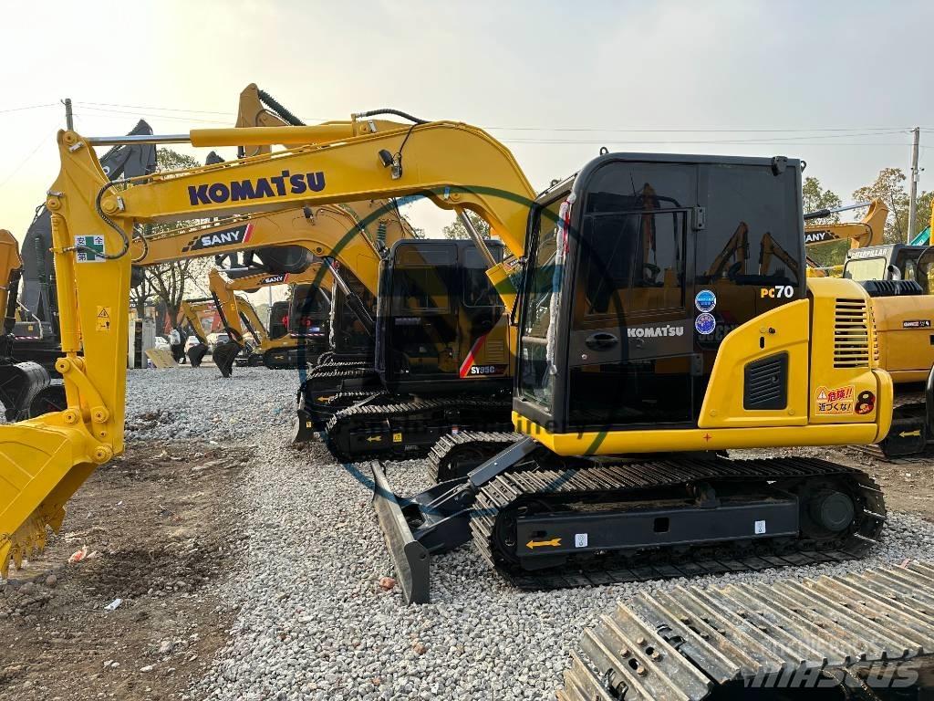 Komatsu PC 70 小型挖掘机