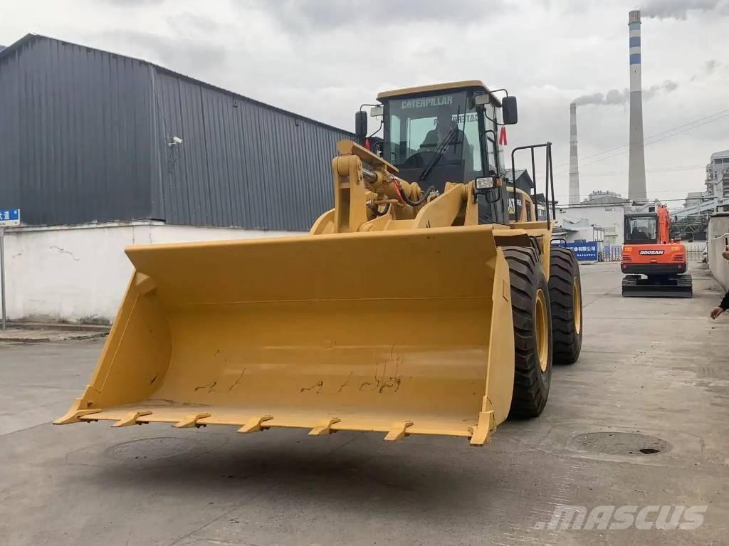CAT 966H 轮式装载机