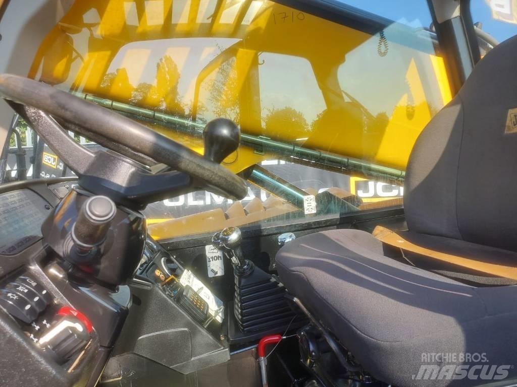 JCB 535-125 伸缩臂叉装车|叉装车