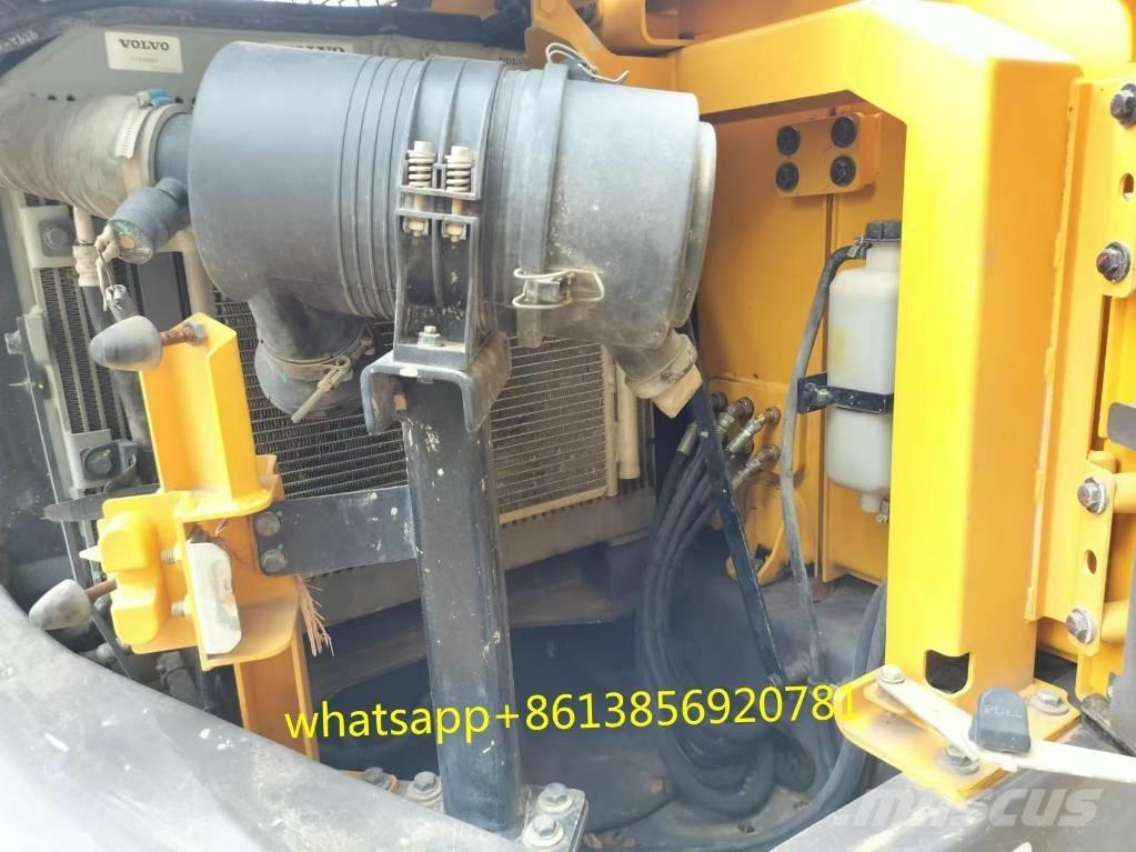 Volvo EC80 小型挖掘机