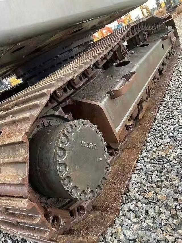 Volvo EC 360 履带挖掘机