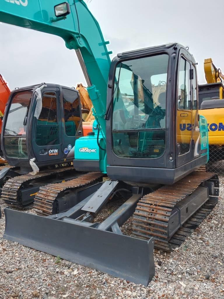 Kobelco SK 75 中型挖掘机