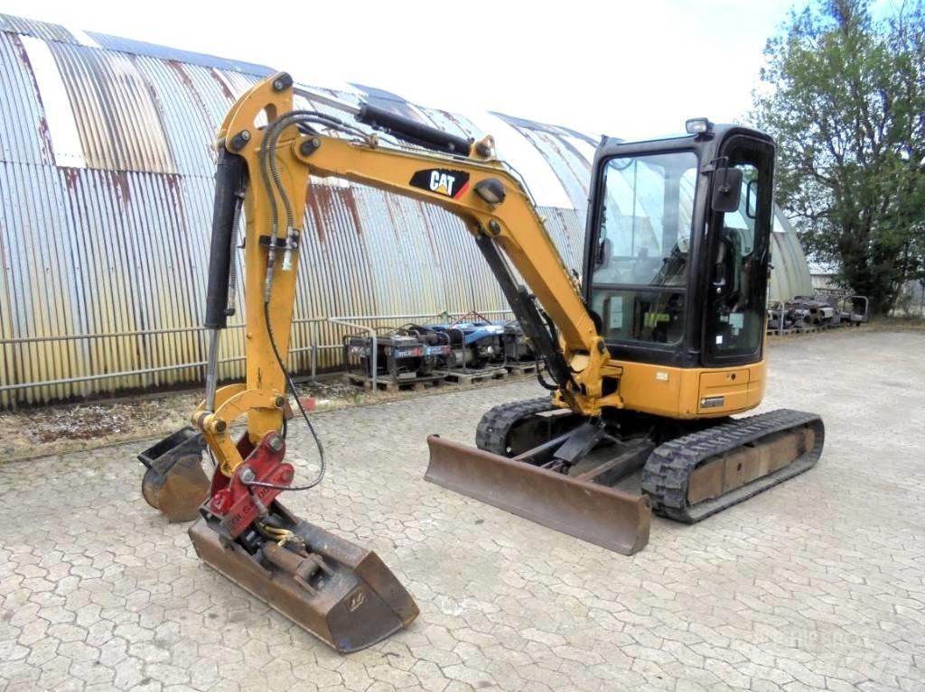 CAT 303.5 D CR 小型挖掘机