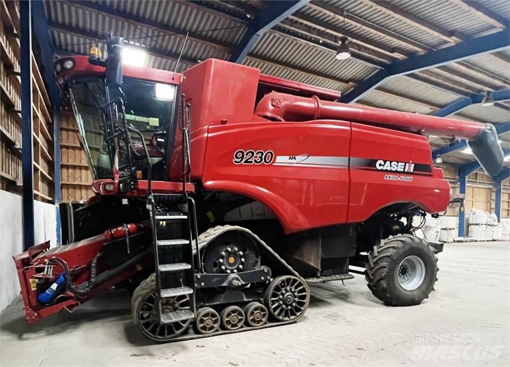 Case IH 9230 联合收割机