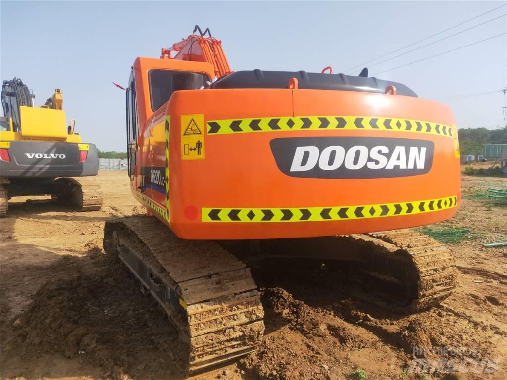 Doosan DH 220 LC-7 履带挖掘机
