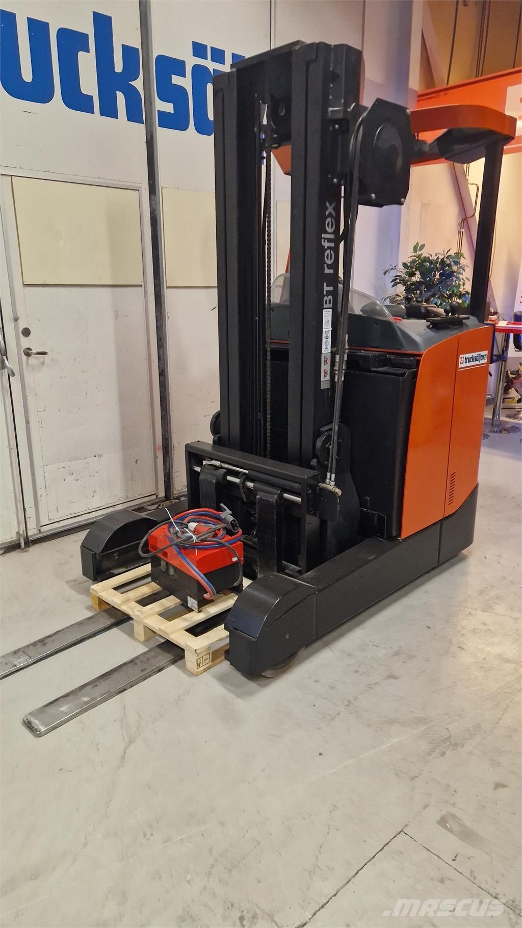 BT RRE200E 前移式叉车