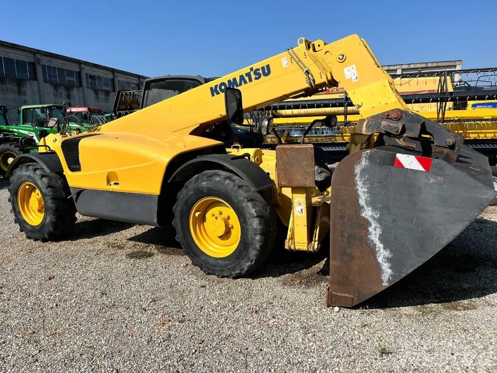 Komatsu WH 713 伸缩臂叉装车|叉装车