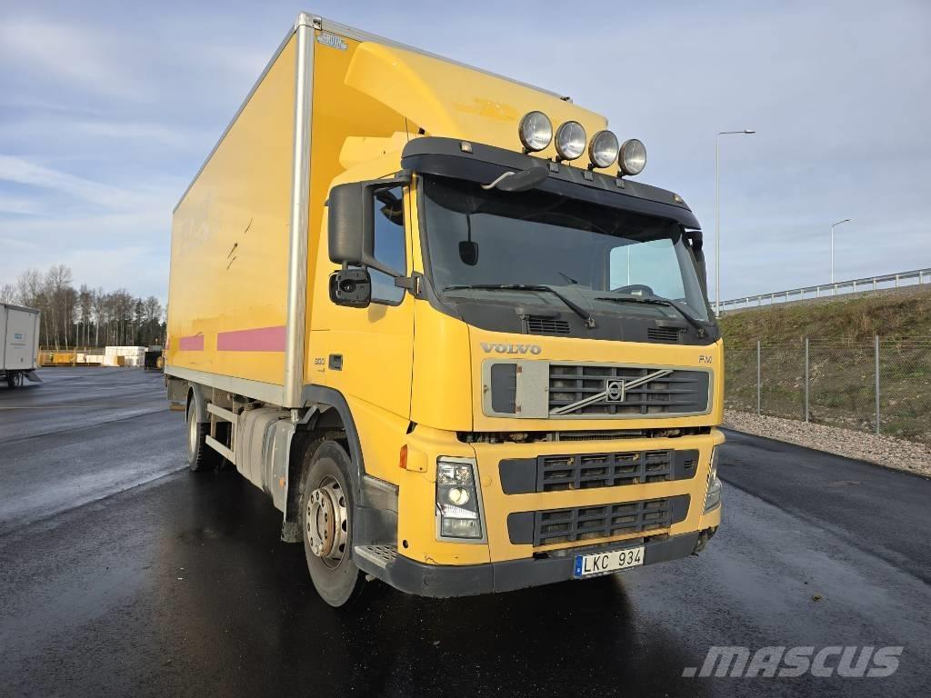 Volvo FM 300 厢式货车