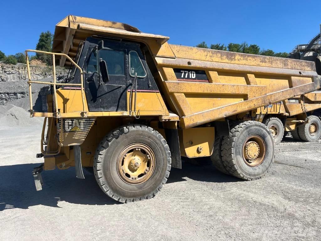 CAT 771D 刚性自卸车