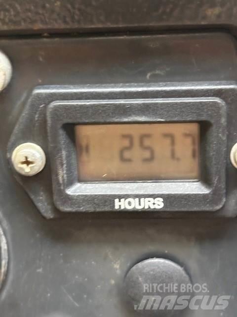 Bomag BPR 70/70 平板夯