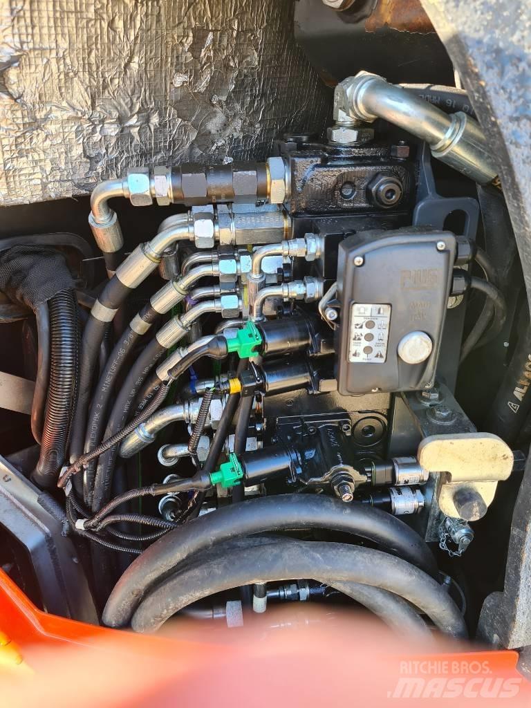 Eurocomach ES 90 UR 中型挖掘机