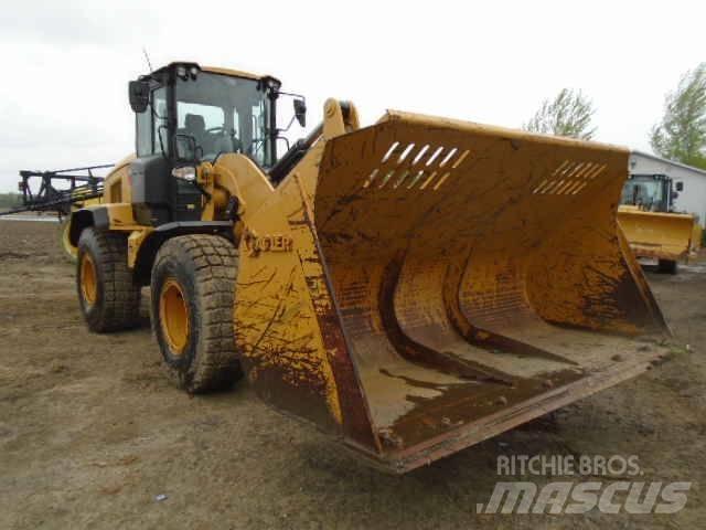 CAT 938M 轮式装载机