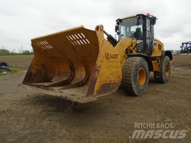 CAT 938M 轮式装载机