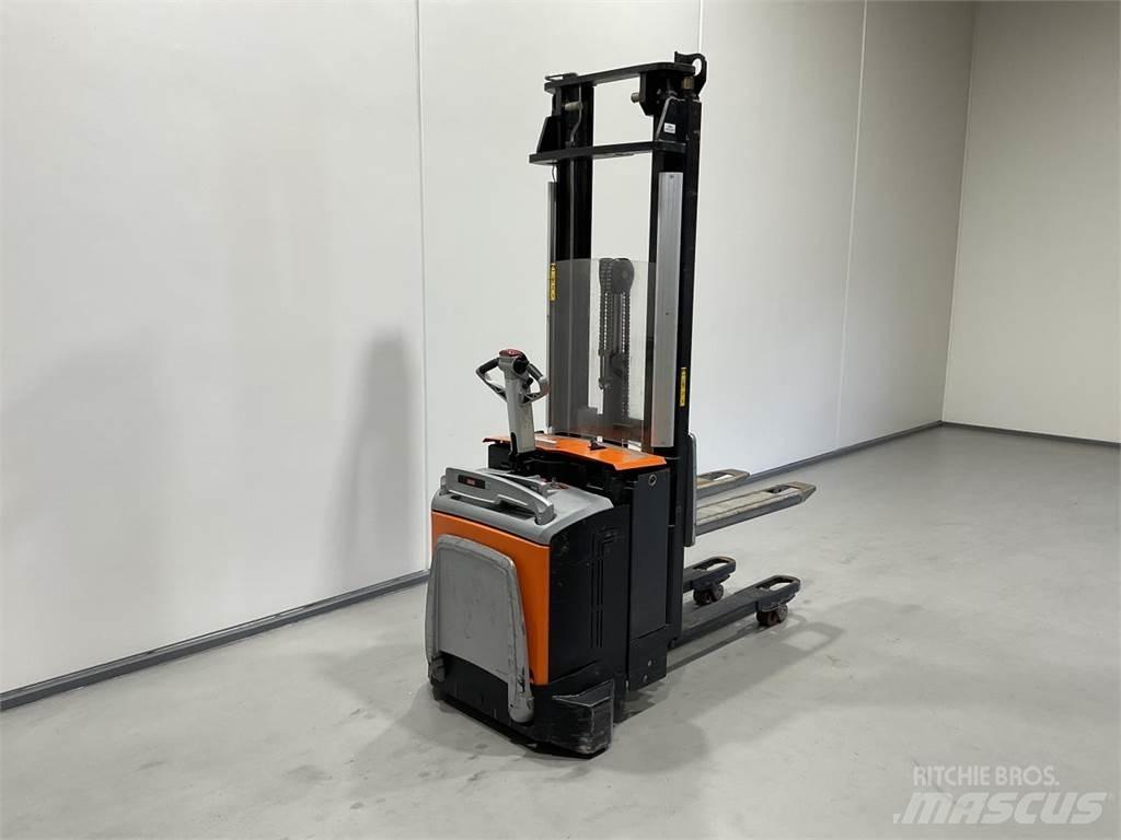 Rocla SP12ACI 行走式堆垛机