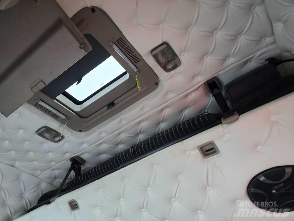 Scania R 500 LA 牵引车