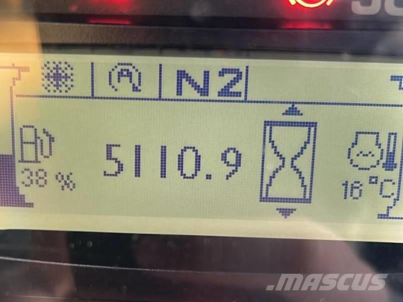 JCB 35-26D 4x4 伸缩臂叉装车|叉装车