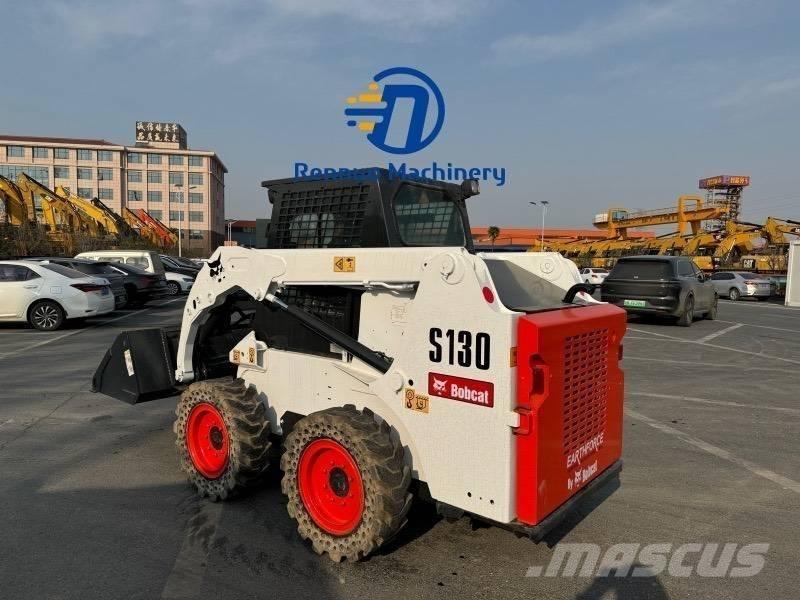 Bobcat S 130 滑移装载机