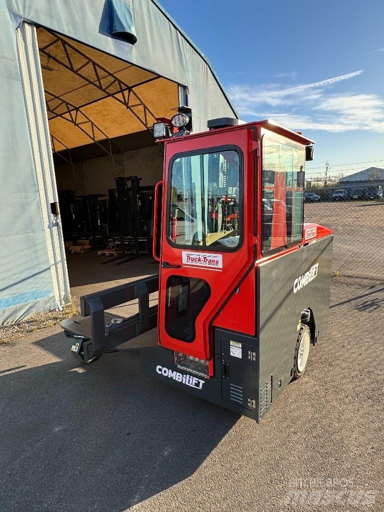 Combilift C3000ET 四轮前移式叉车