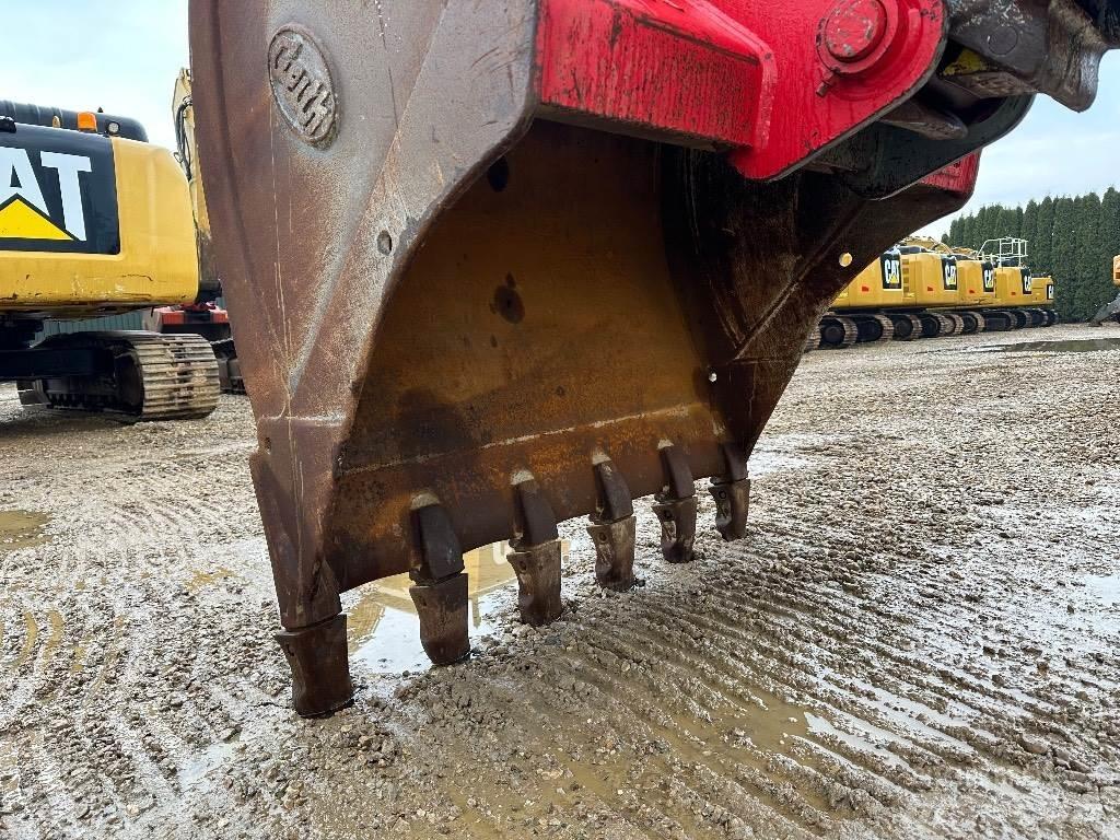 Volvo EC 220 EL 履带挖掘机