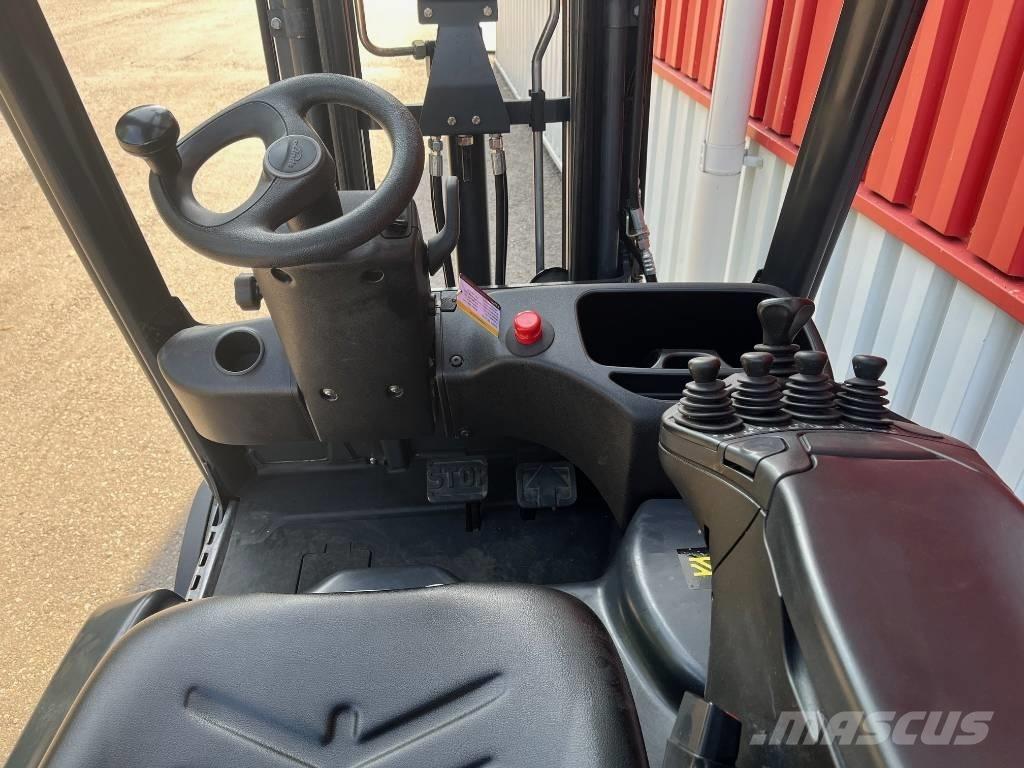 Linde E 16 C-02 电动叉车