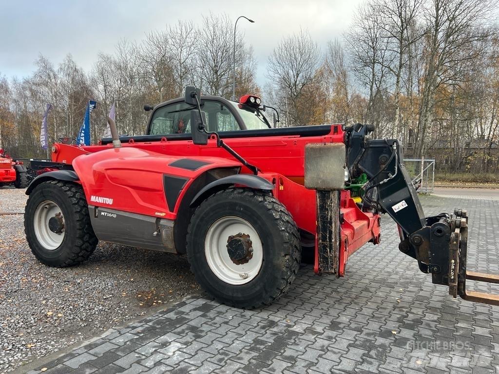 Manitou MT 1440 伸缩臂叉装车|叉装车