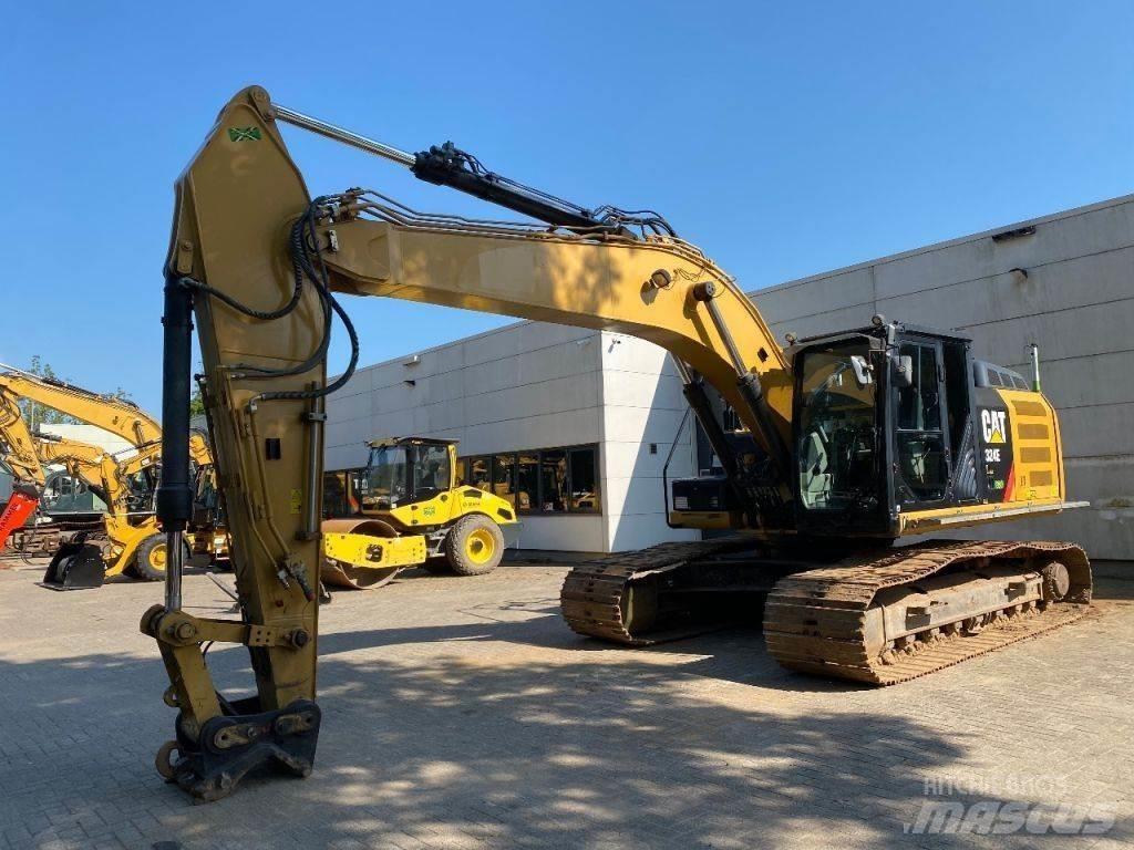 CAT 324E 履带挖掘机
