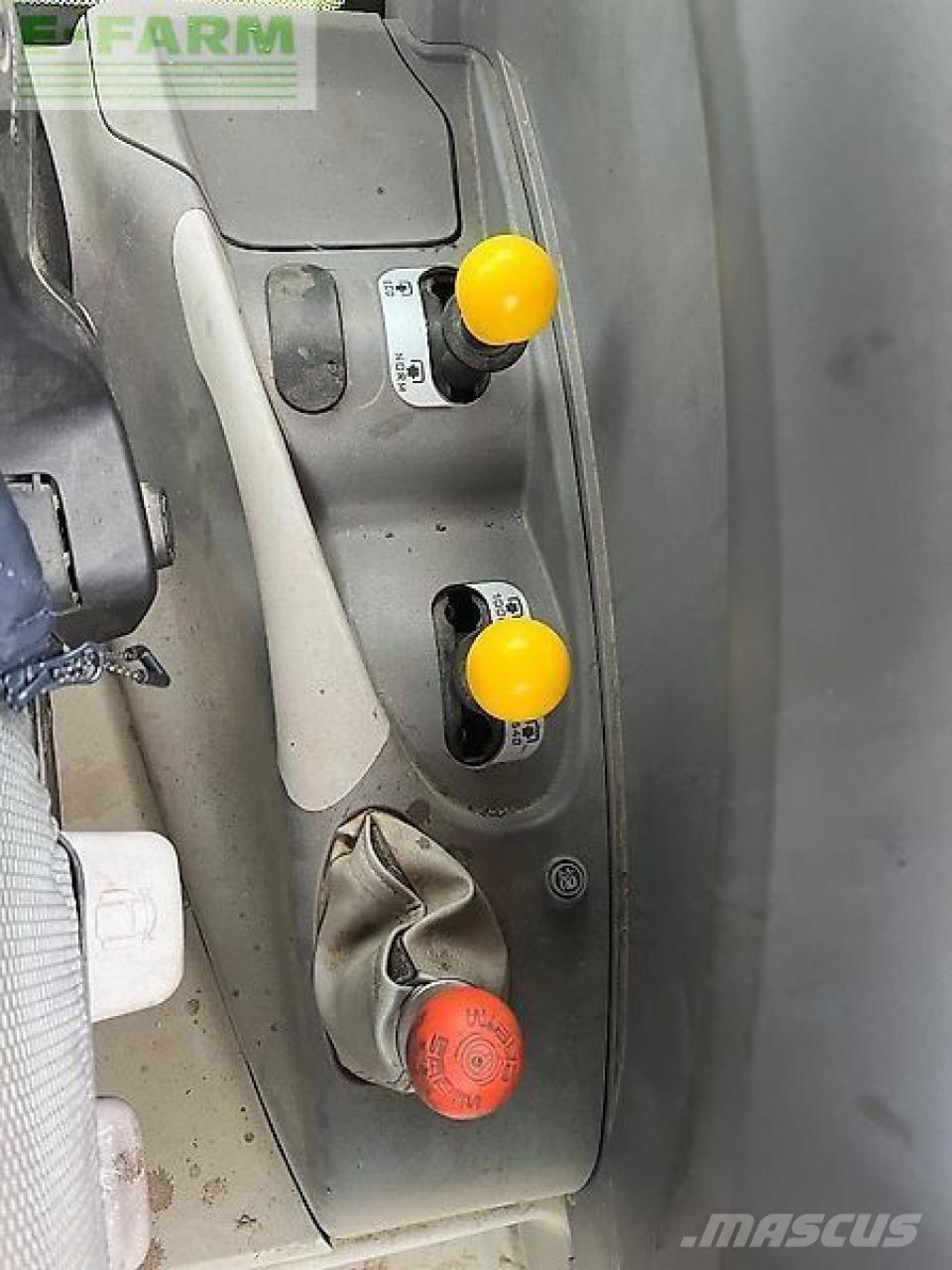 Deutz-Fahr 6120 拖拉机/农用车