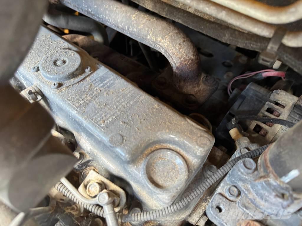 Bobcat S 450 滑移装载机