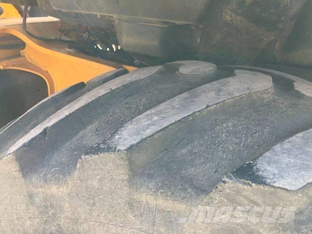 JCB 3CX AEC 反铲装载机