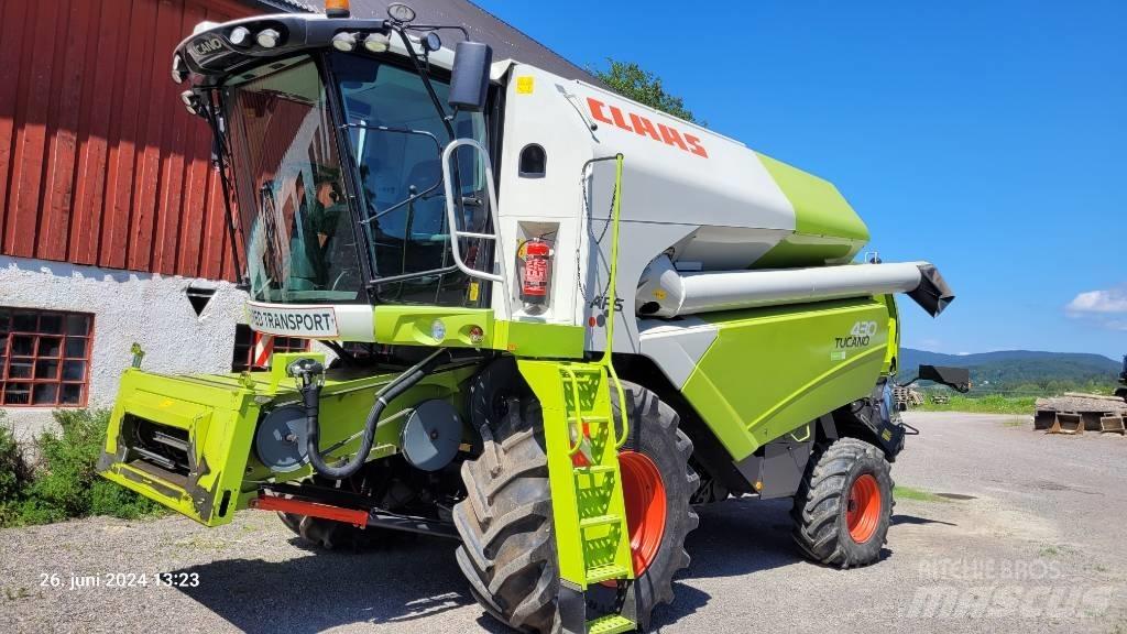 CLAAS Tucano 430 联合收割机
