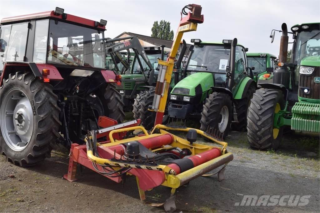 Welger 1500 E 牧草包膜机