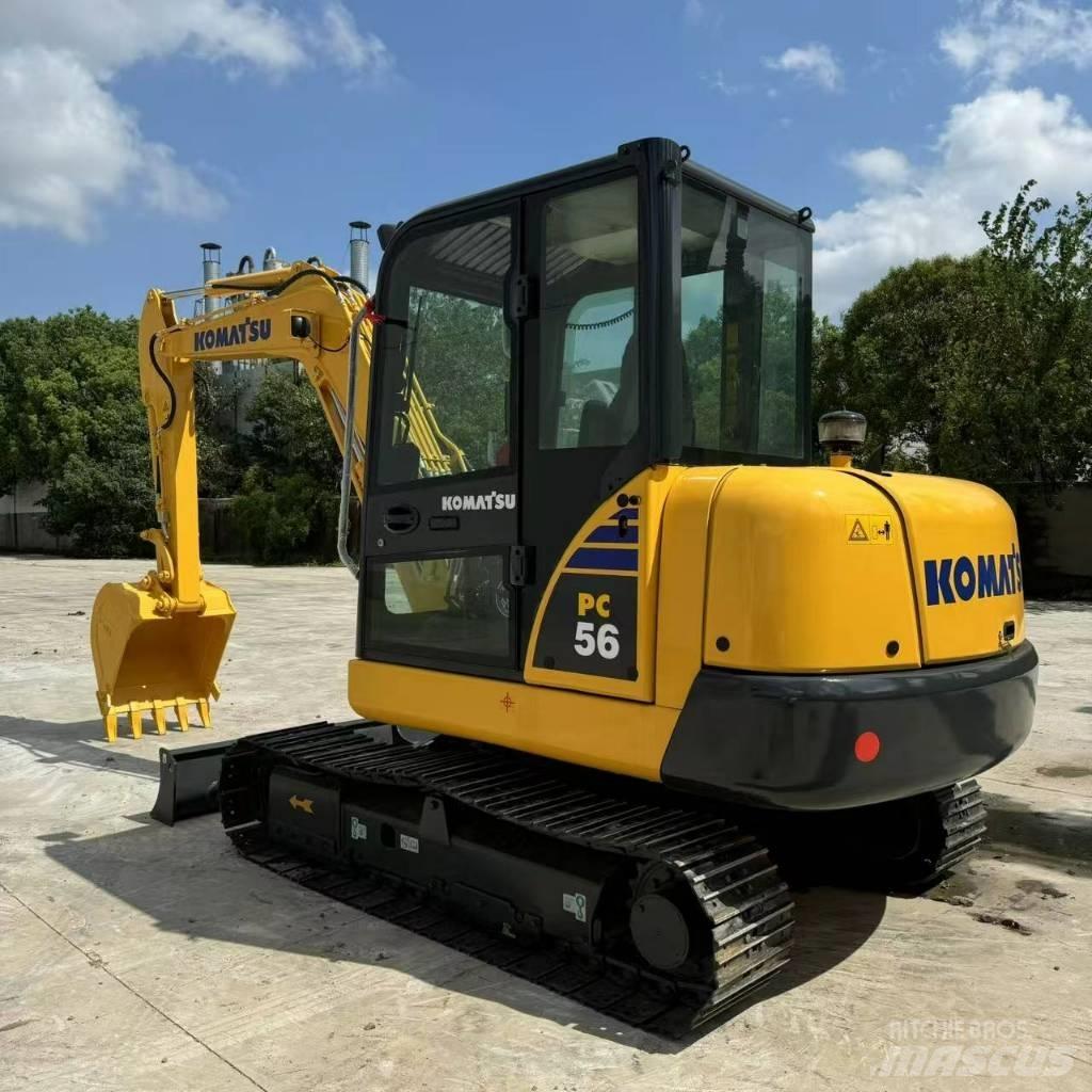 Komatsu PC56-7 小型挖掘机