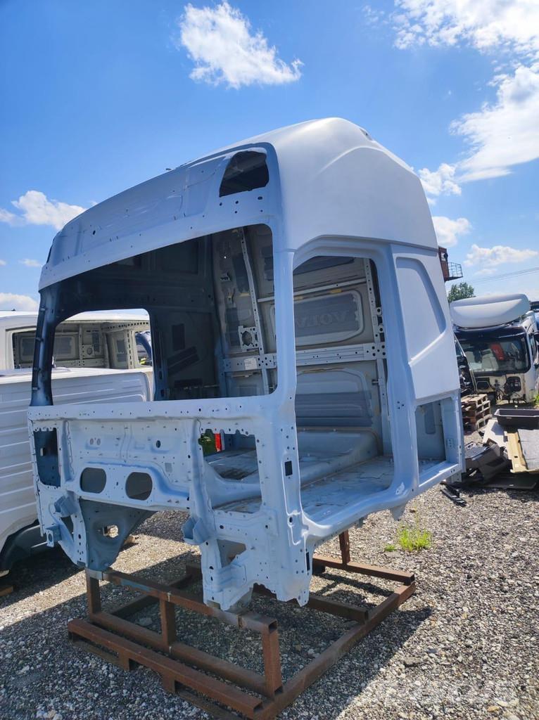 Volvo FH4 CABIN 驾驶室与内部