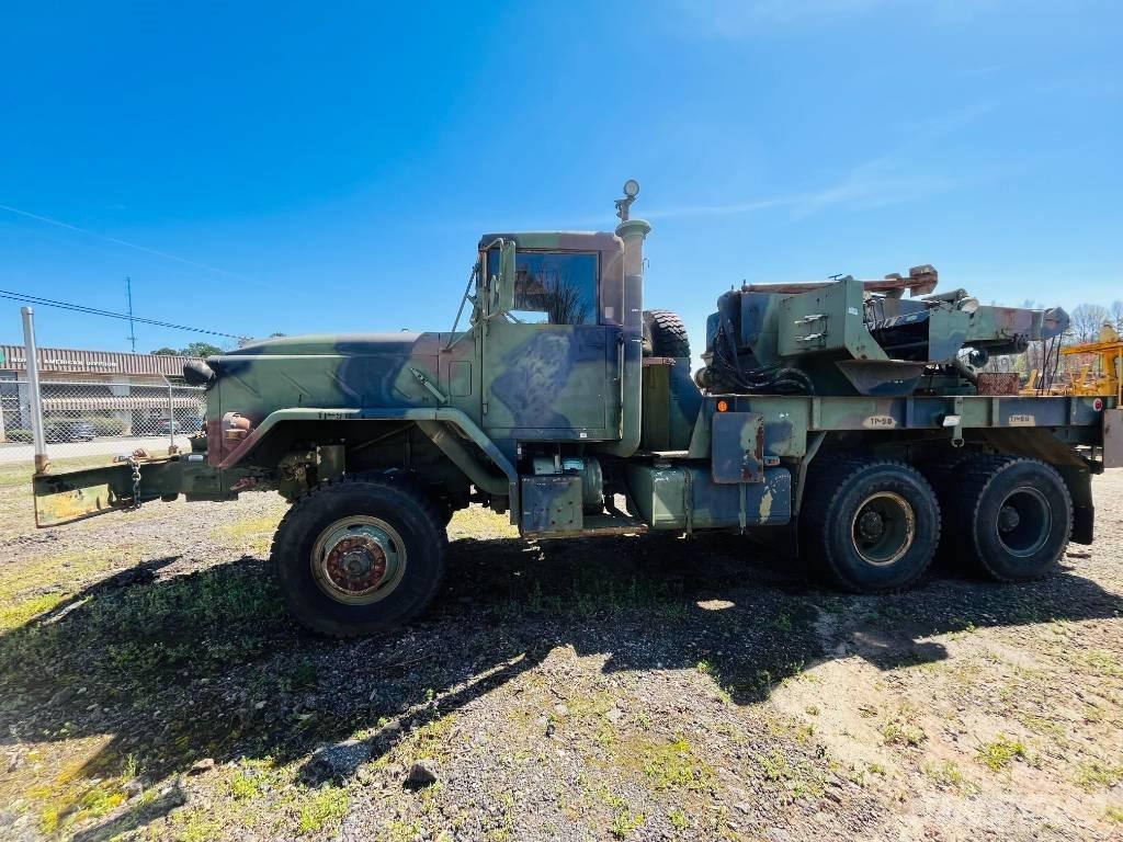 AM General M936 救援车
