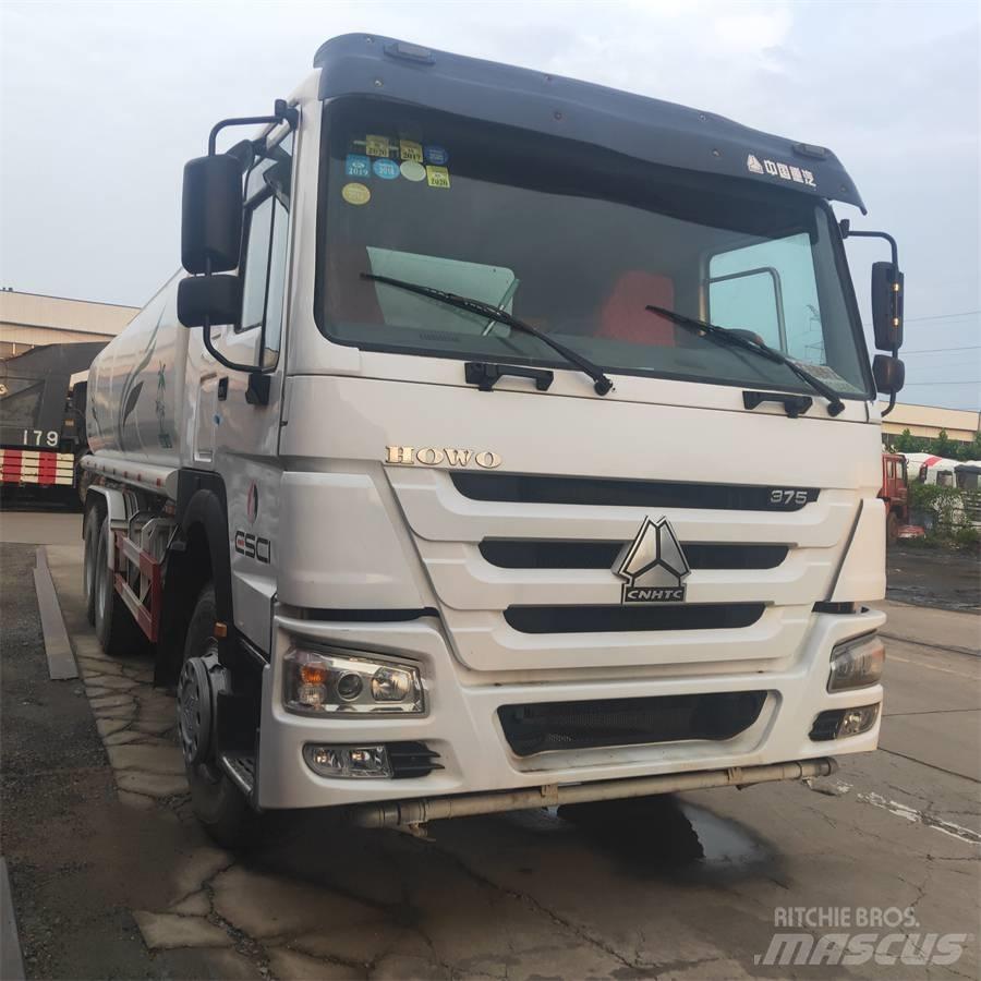 Howo 375 6x4 水罐车