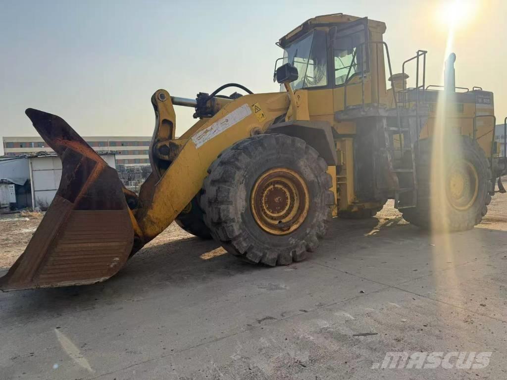 Komatsu WA 600-3 轮式装载机