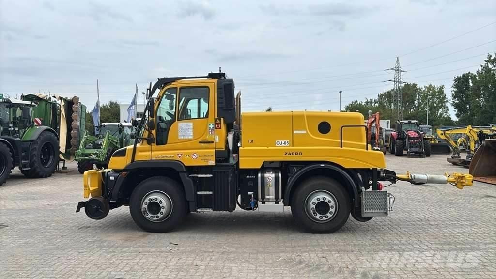 Unimog U423 平板车
