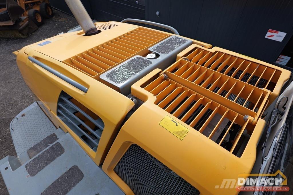 Liebherr L556 轮式装载机