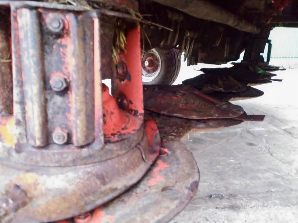 Kuhn FC 302 G 割草调节装置
