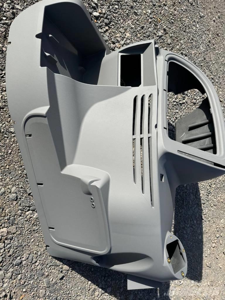 JCB 3 CX Side Panel 驾驶室与内部