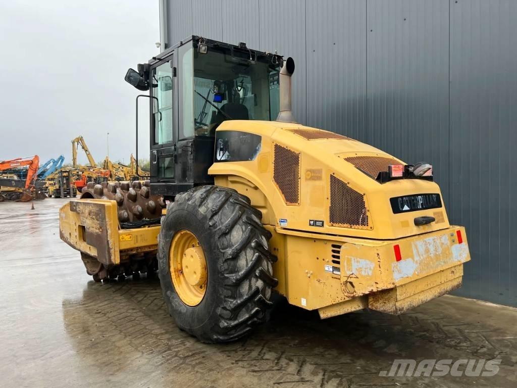 CAT CP76 单轮压路机