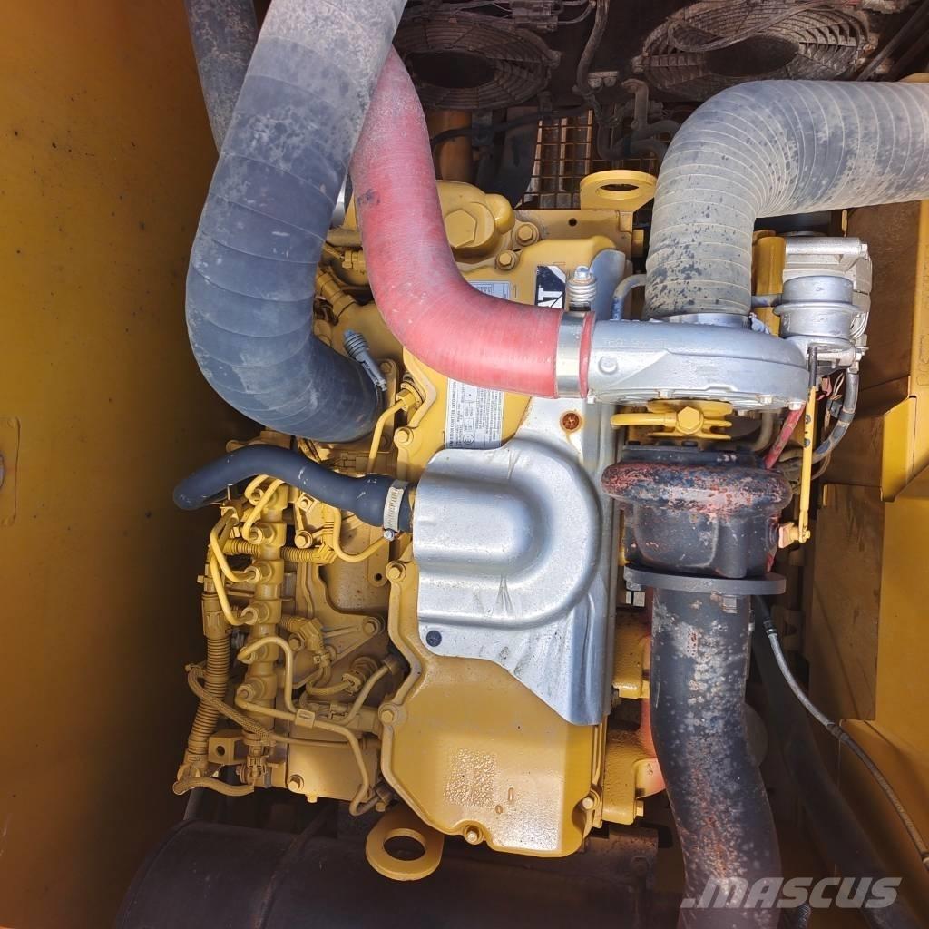CAT 320 GC 履带挖掘机