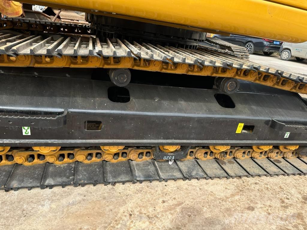 CAT CAT320D 中型挖掘机