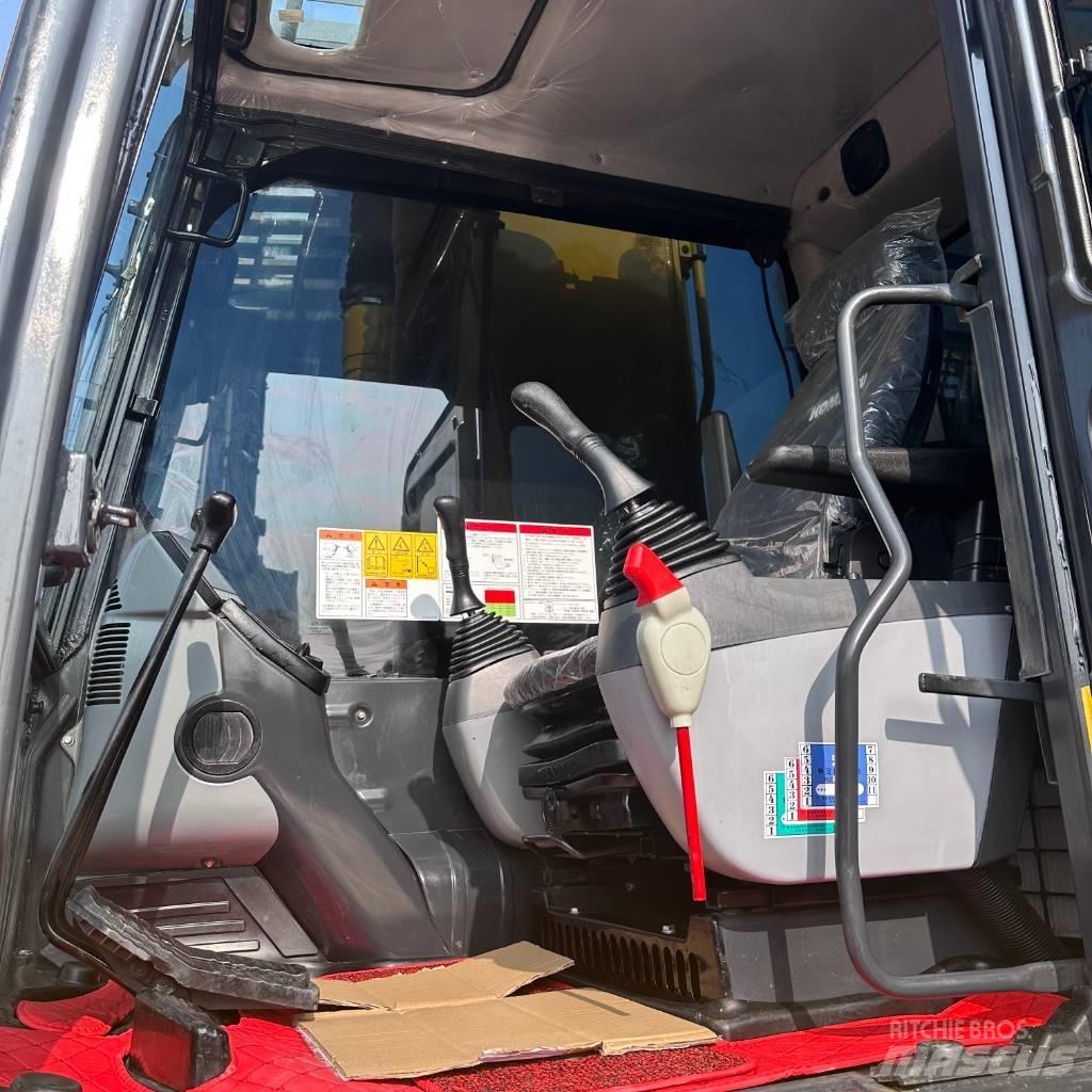 Komatsu PC 200-8 履带挖掘机