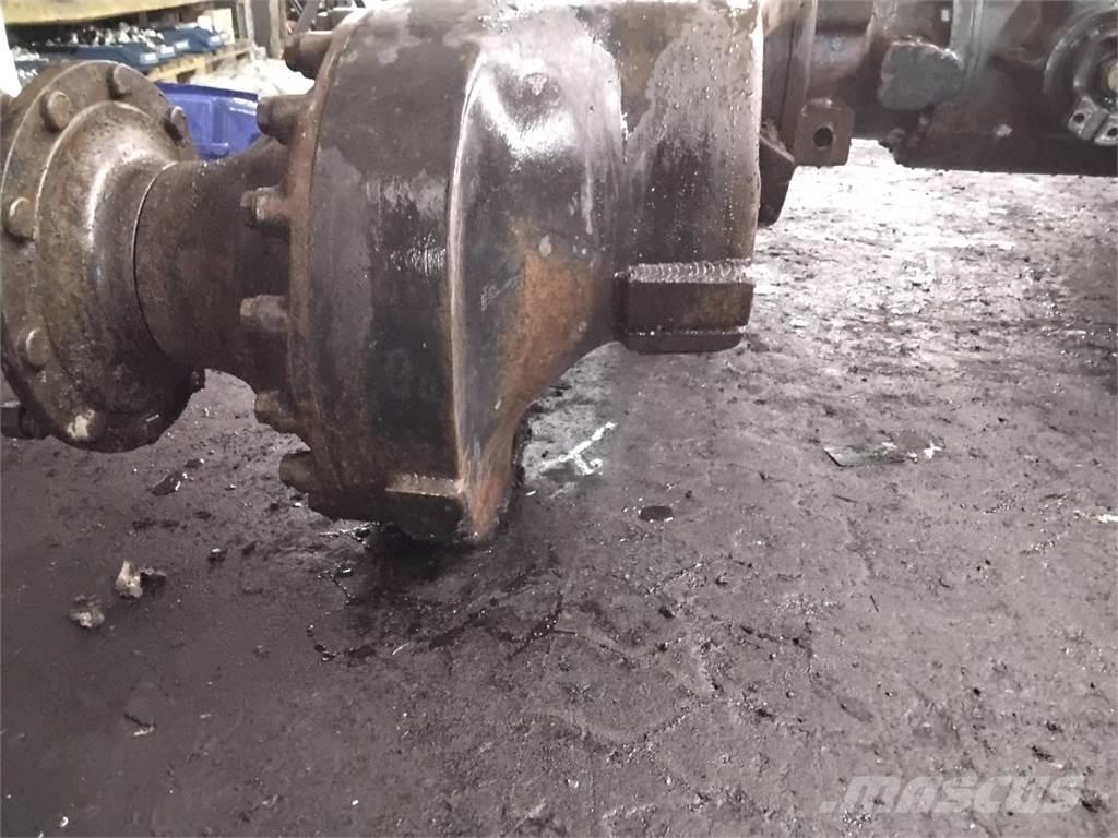 Timberjack 1110 传动装置