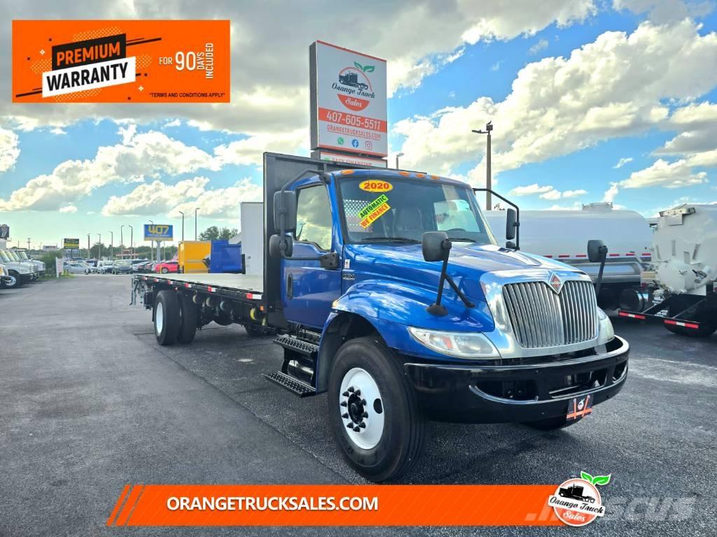 International MV607 平板栏板货车