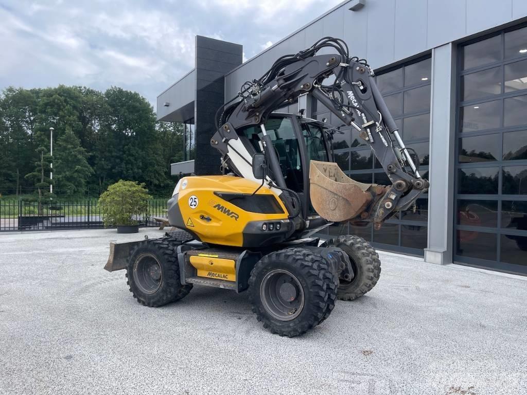 Mecalac 9 MWR 中型挖掘机