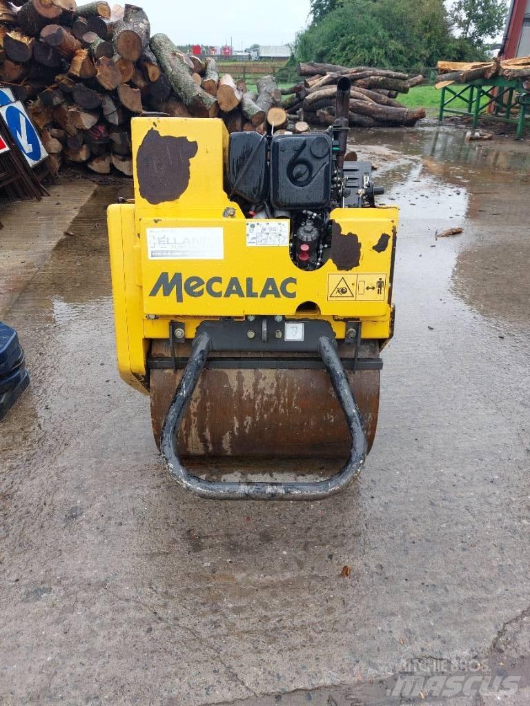 Mecalac MBR71 单轮压路机